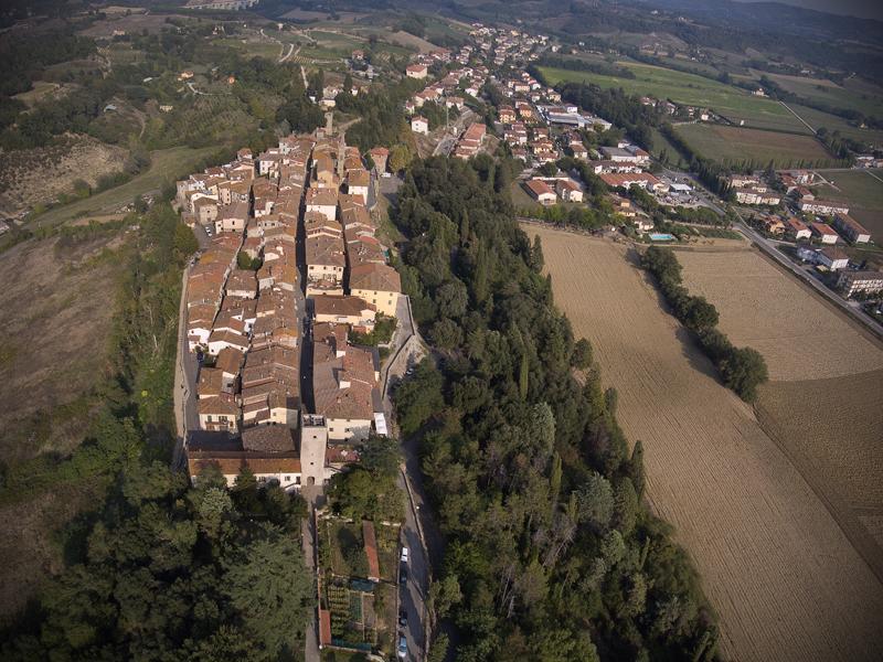 דירות Laterina La Finestra Sul Borgo Dimora Storica מראה חיצוני תמונה